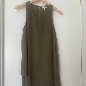 Asymmetric hem sleeveless dress